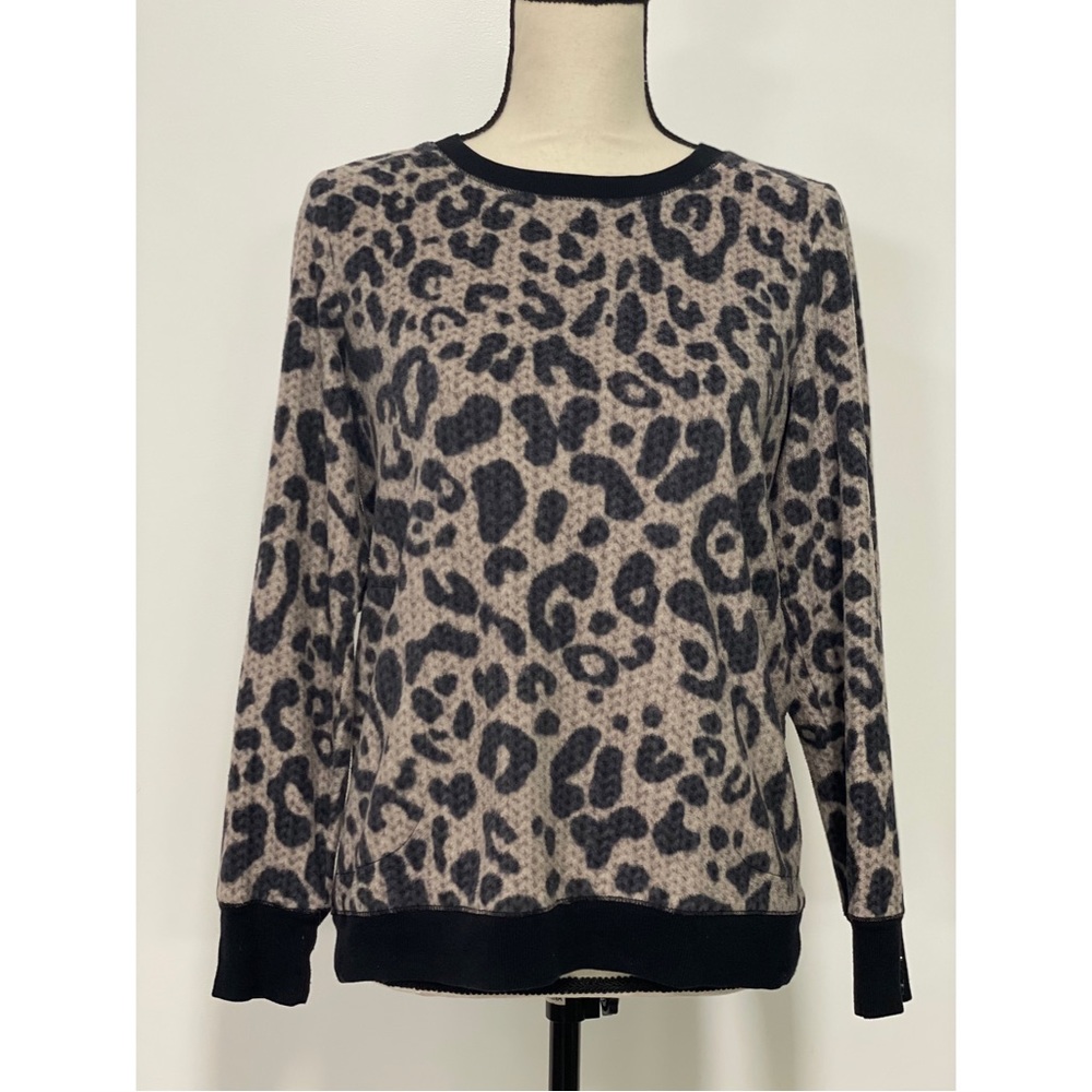 Simply Vera Vera Wang Crewneck Sweatshirt Animal Print Size M